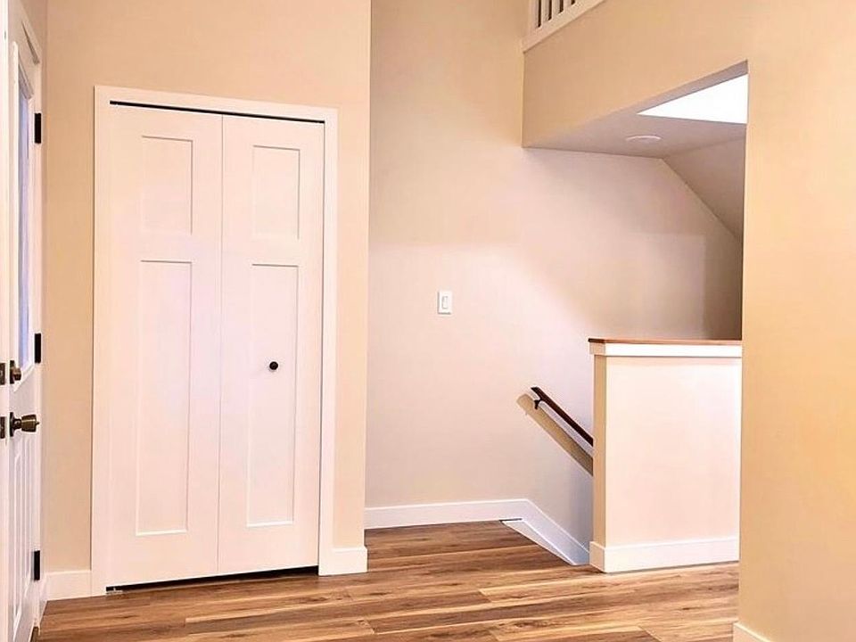 1st image of 7230 Blue Water Dr Unit 125