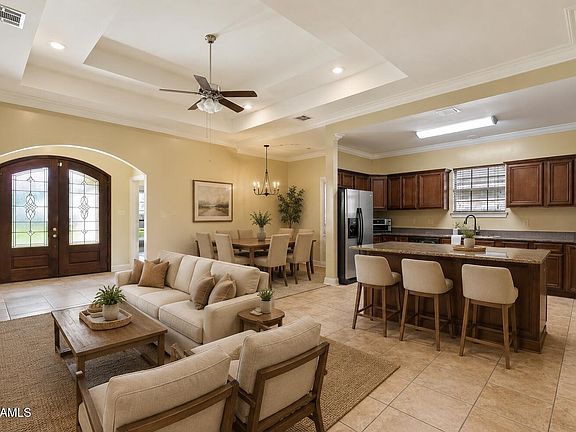 4th image of 208 Saint Pierre Blvd