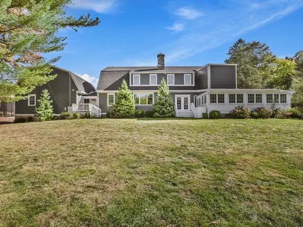 849 Lake Ave, Greenwich, CT 06831