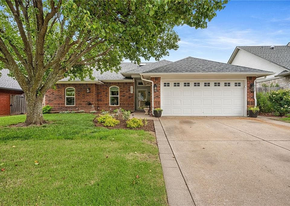 1st image of 1517 Oriole Dr