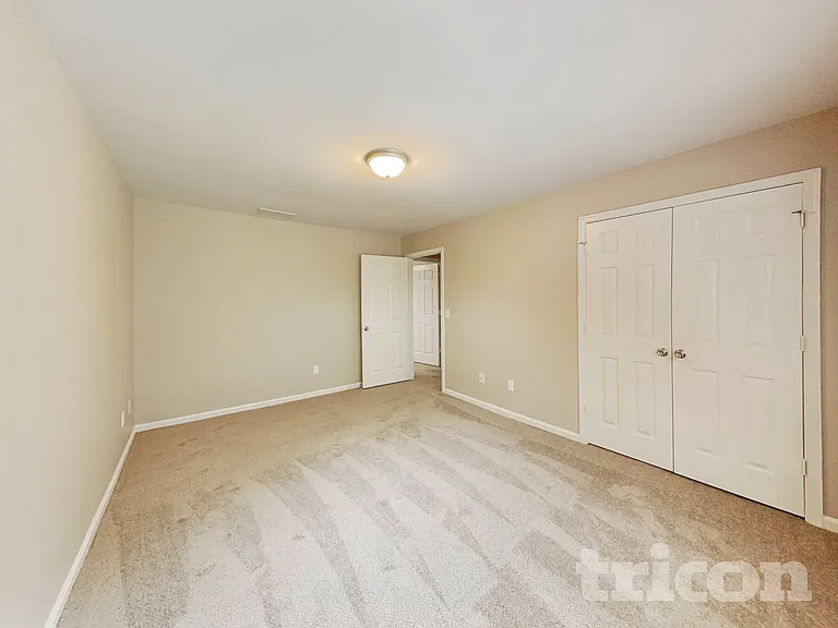 1700 Kildare Woods Dr — Photo 12