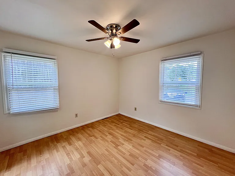 Bedroom (1)