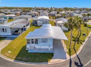 128 E Saint Johns Way, Apollo Beach, FL 33572