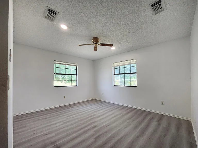 7397 FM 1377 — Photo 15