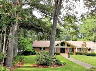 55 Pirates Cv, Hartwell, GA 30643
