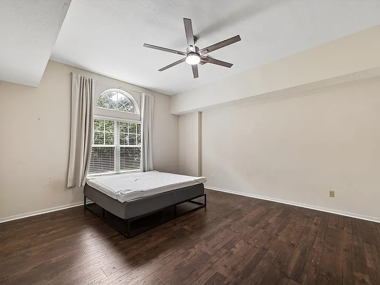 1534 Mission Springs Dr — Photo 32