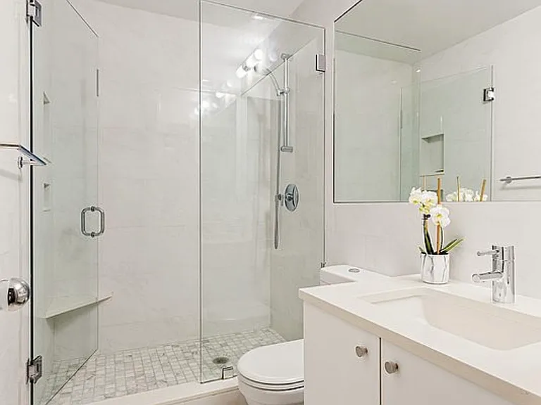 167 Perry St #1J — Photo 5