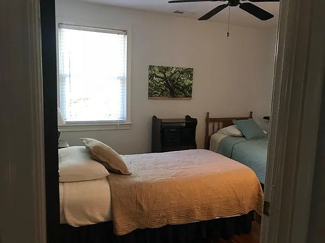 406 Ann St — Photo 3