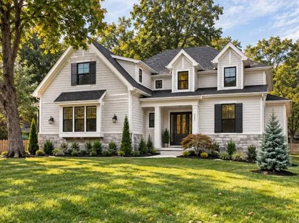 2914 W 94th Ter, Leawood, KS 66206