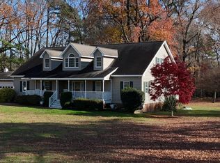 161 Dandelion Dr, White Stone, VA 22578