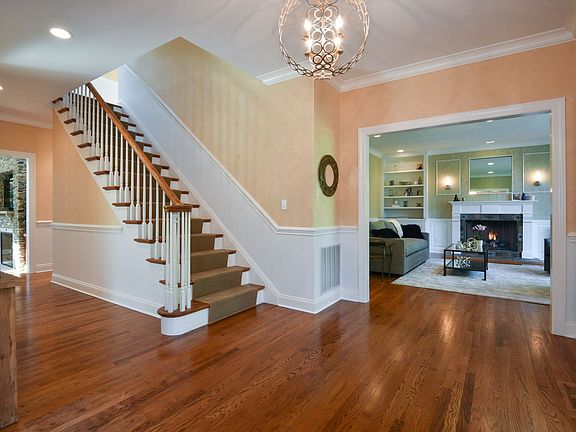 3rd image of 723 Seney Ave