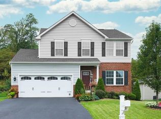 256 Long Ridge Dr, Coraopolis, PA 15108