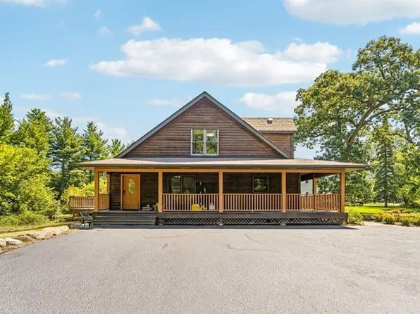 1921 Annettes Cir, Sugar Grove, IL 60554