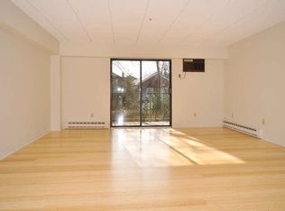 127 Pleasant St, Brockton, MA 02301