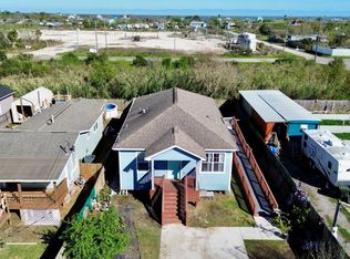 771 10th St, San Leon, TX 77539