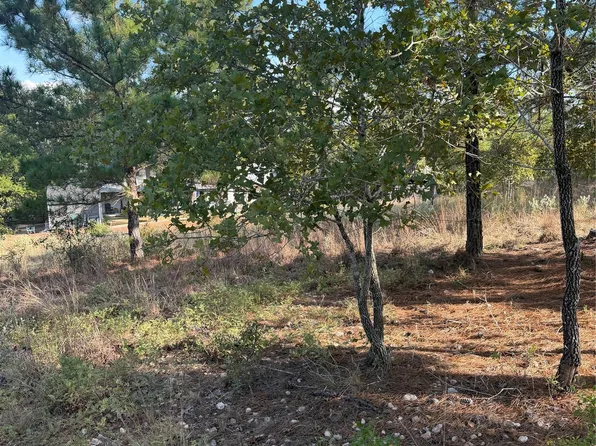 702 Oahu Ct, Bastrop, TX 78602