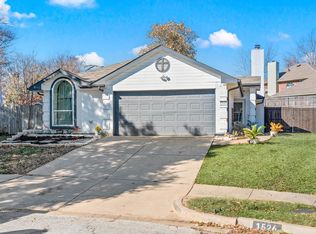 1526 Brookwood Dr, Grapevine, TX 76051