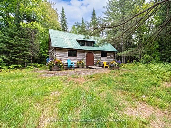 2nd image of 141 Middle Rd