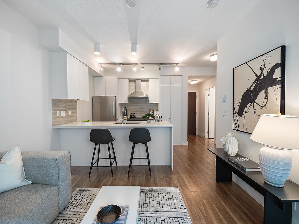 1st image of 5355 Lane St #112