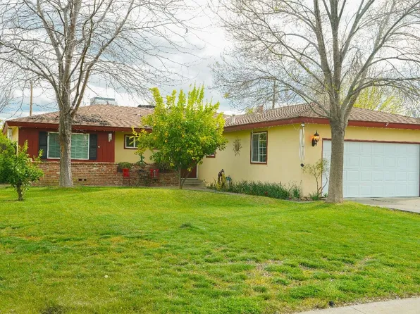 332 Walnut Ave, Coalinga, CA 93210