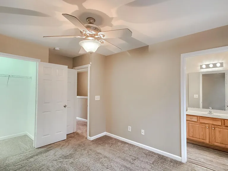 1037 Constitution Park Blvd — Photo 8