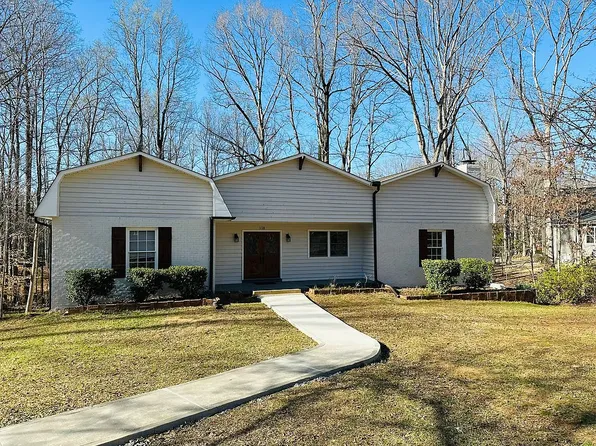 112 Colony Rd, Travelers Rest, SC 29690