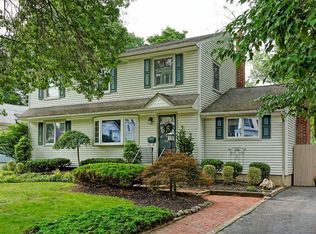 422 Lakeview Ave, Haddonfield, NJ 08033