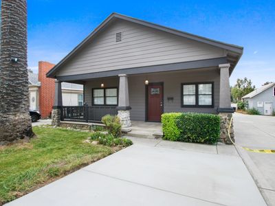 406 E Arrow Hwy, Upland, CA, 91786