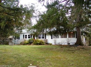 15347 Ravenna Rd, Burton, OH 44021