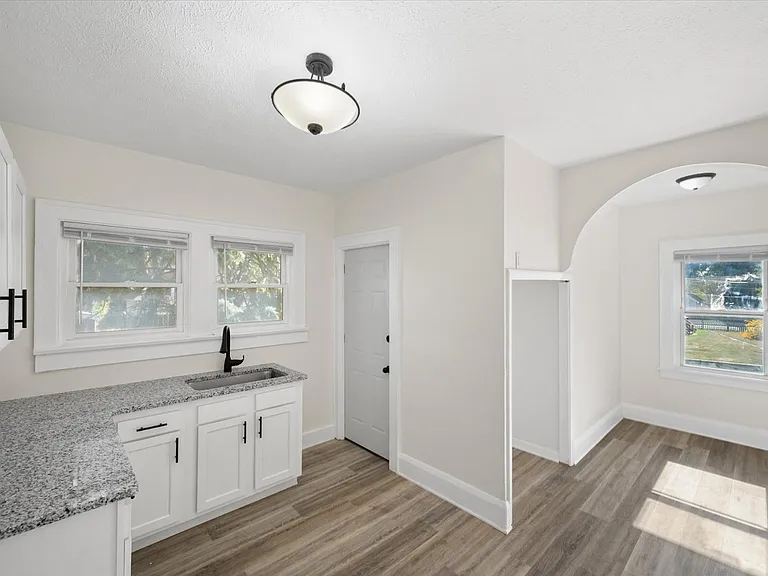 316 Morrison Dr #UPPER — Photo 8