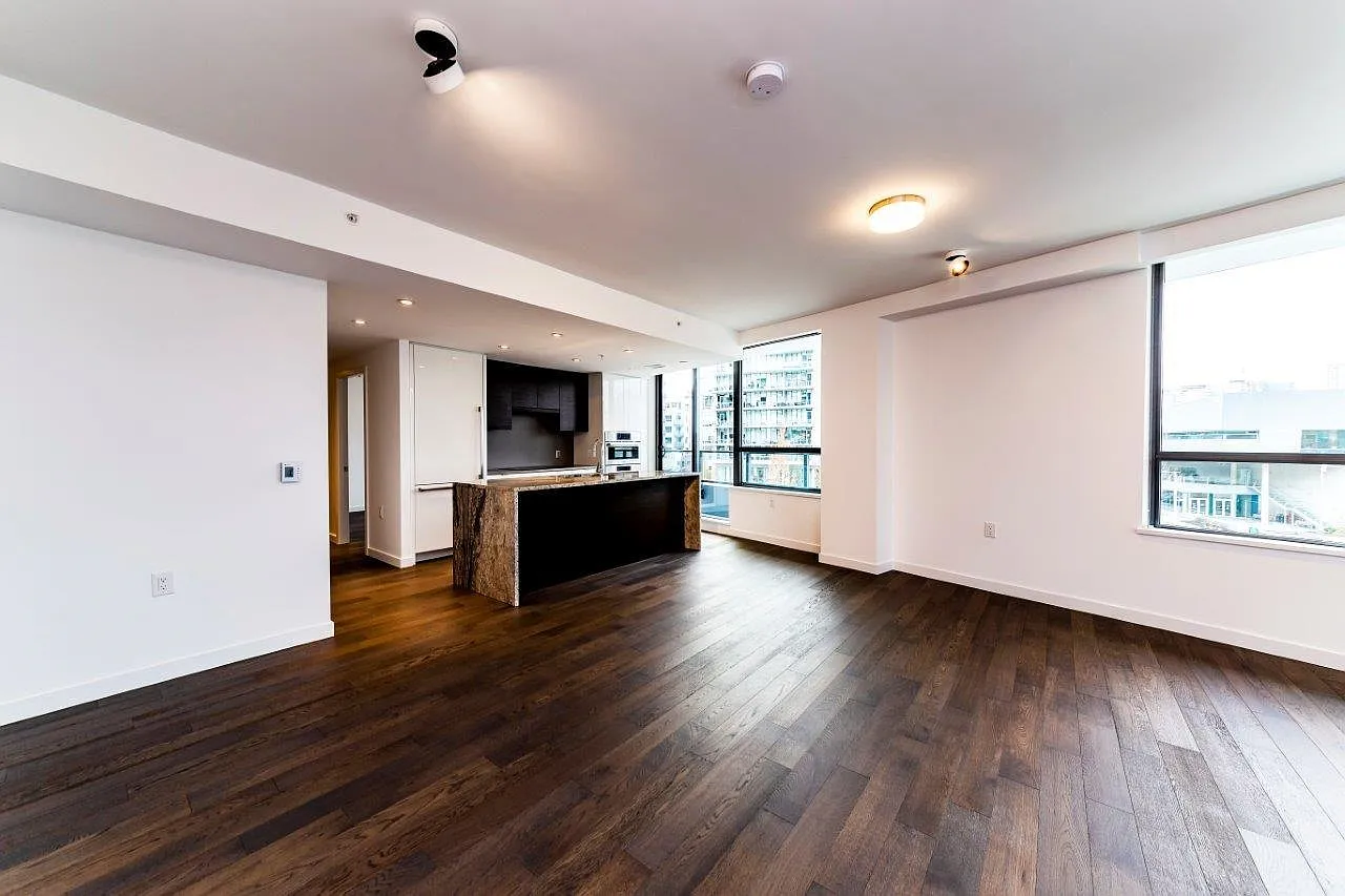 2 bed, 1616 sqft, $6,250 — Photo 2