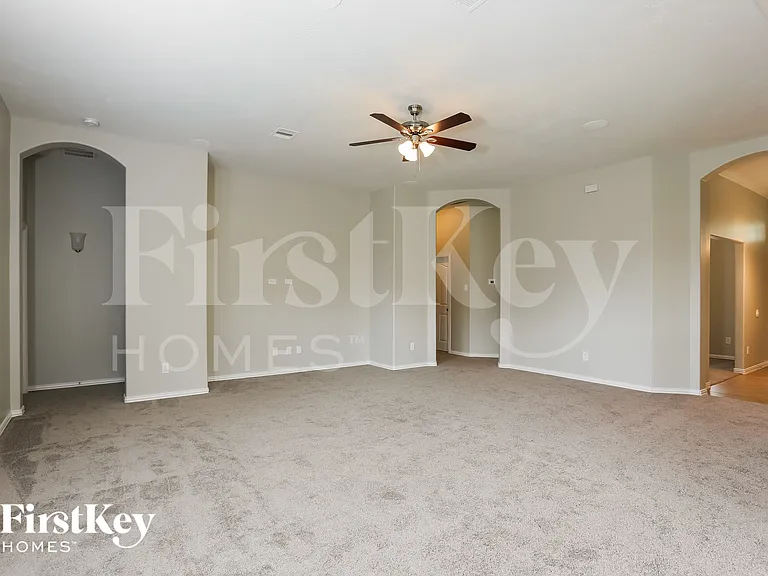 6542 Turner Fields Ln — Photo 3