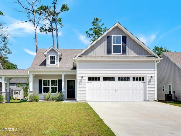 1061 Dan Owen Drive, Hampstead, NC 28443