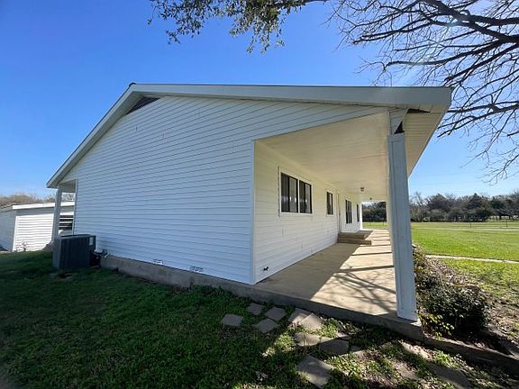 1411 Fox Lane Burleson Tx
