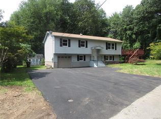 13 Dene Rd, Newburgh, NY 12550