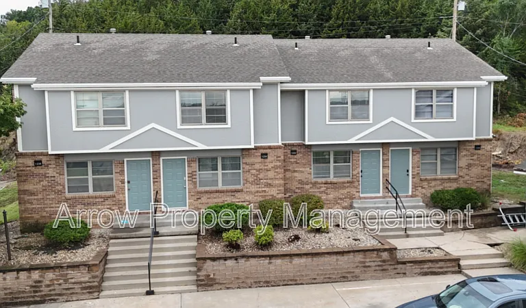 1204 S Jackson St — Photo 1