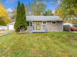 9601 Ritter Dr, Machesney Park, IL 61115