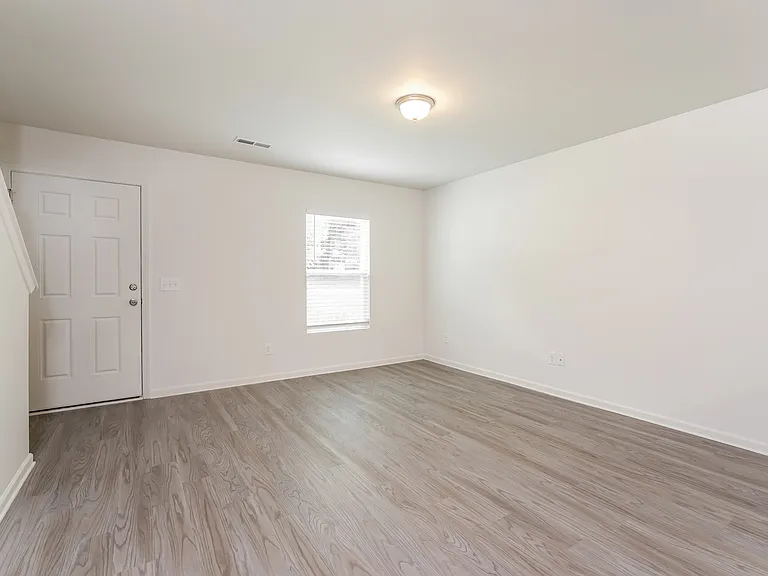 4330 Shadi Green Ln — Photo 3