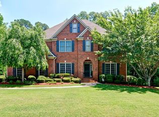 620 Woodstream Ct, Roswell, GA 30075