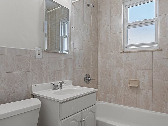 2nd image of 3938 Amundson Ave