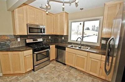 4th image of 3327 Aldrich Ave