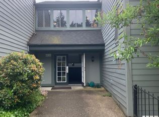 8717 SW Brightfield Cir, Beaverton, OR 97223