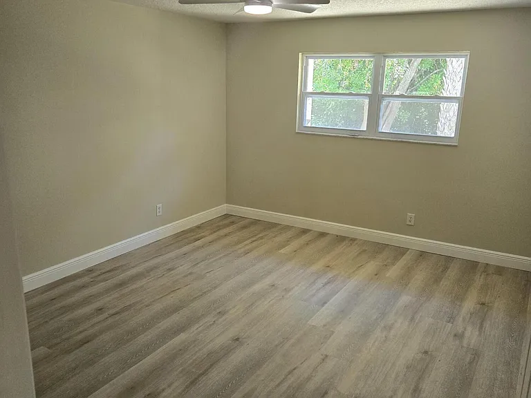 189 Seawind Dr #13 — Photo 9