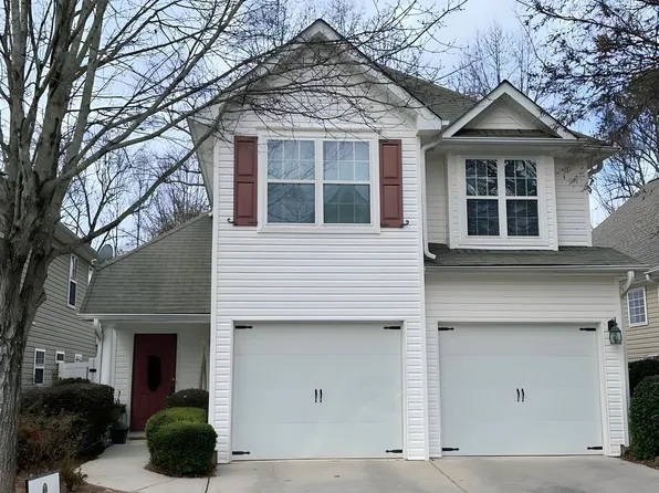 401 Highland Falls Dr, Hiram, GA 30141