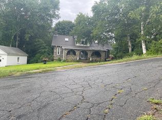 20 Ridge Ave, Claremont, NH 03743