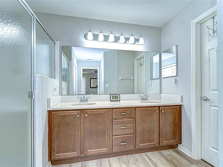 6731 Castle Green Pl — Photo 27