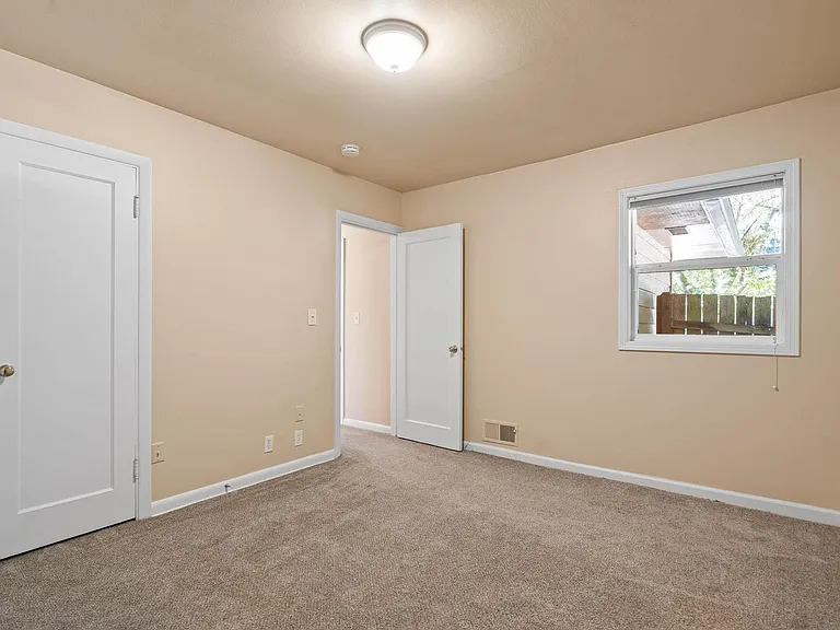 7505 SW Alden St — Photo 21