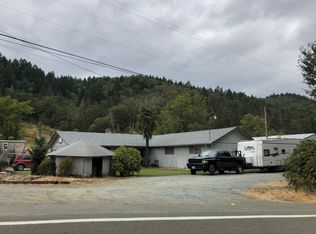 2864 Shoestring Rd, Riddle, OR 97469