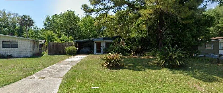 3748 Frye Ave W