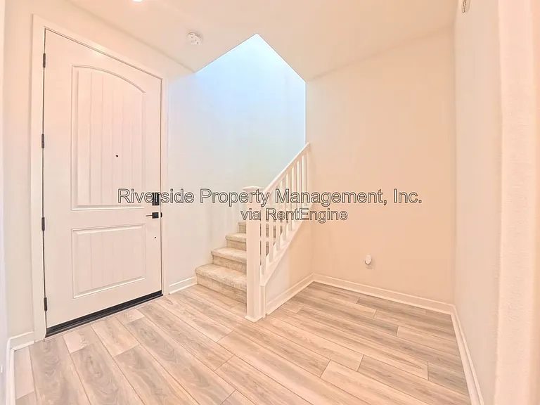 16008 Jamie Ln #1 — Photo 16